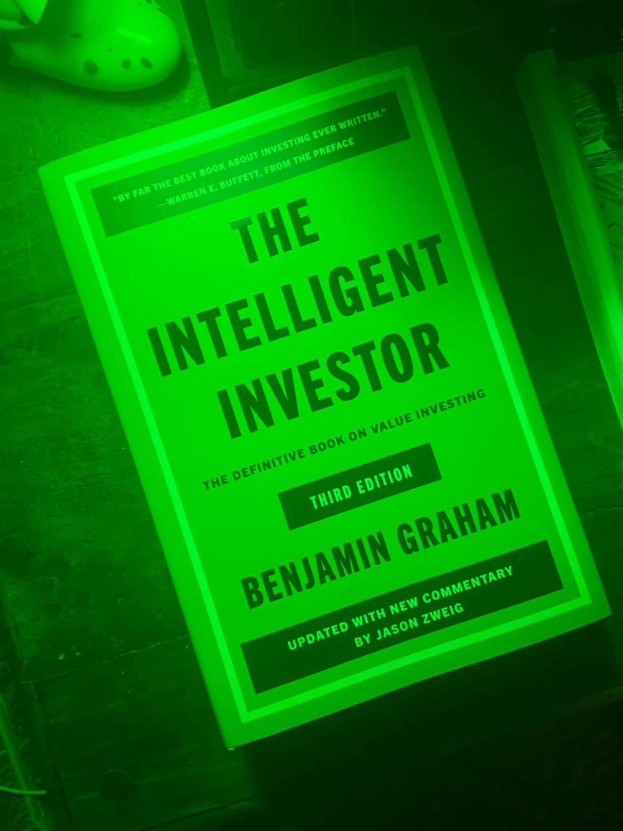 The Intelligent Investor Third Edition: The Timeless Guide to Value Investing and Financial Wisdom for a Volatile Market customer photo 2