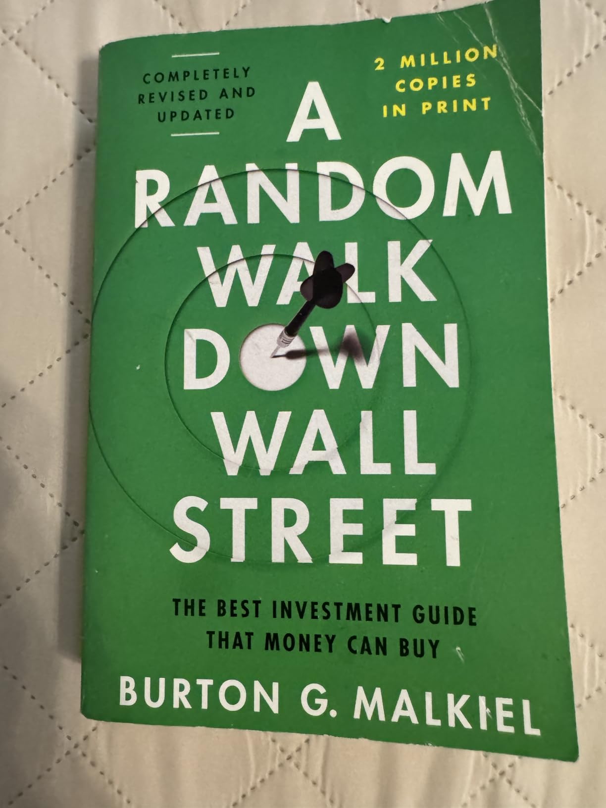 A Random Walk Down Wall Street: The Best Investment Guide That Money Can Buy customer photo 1