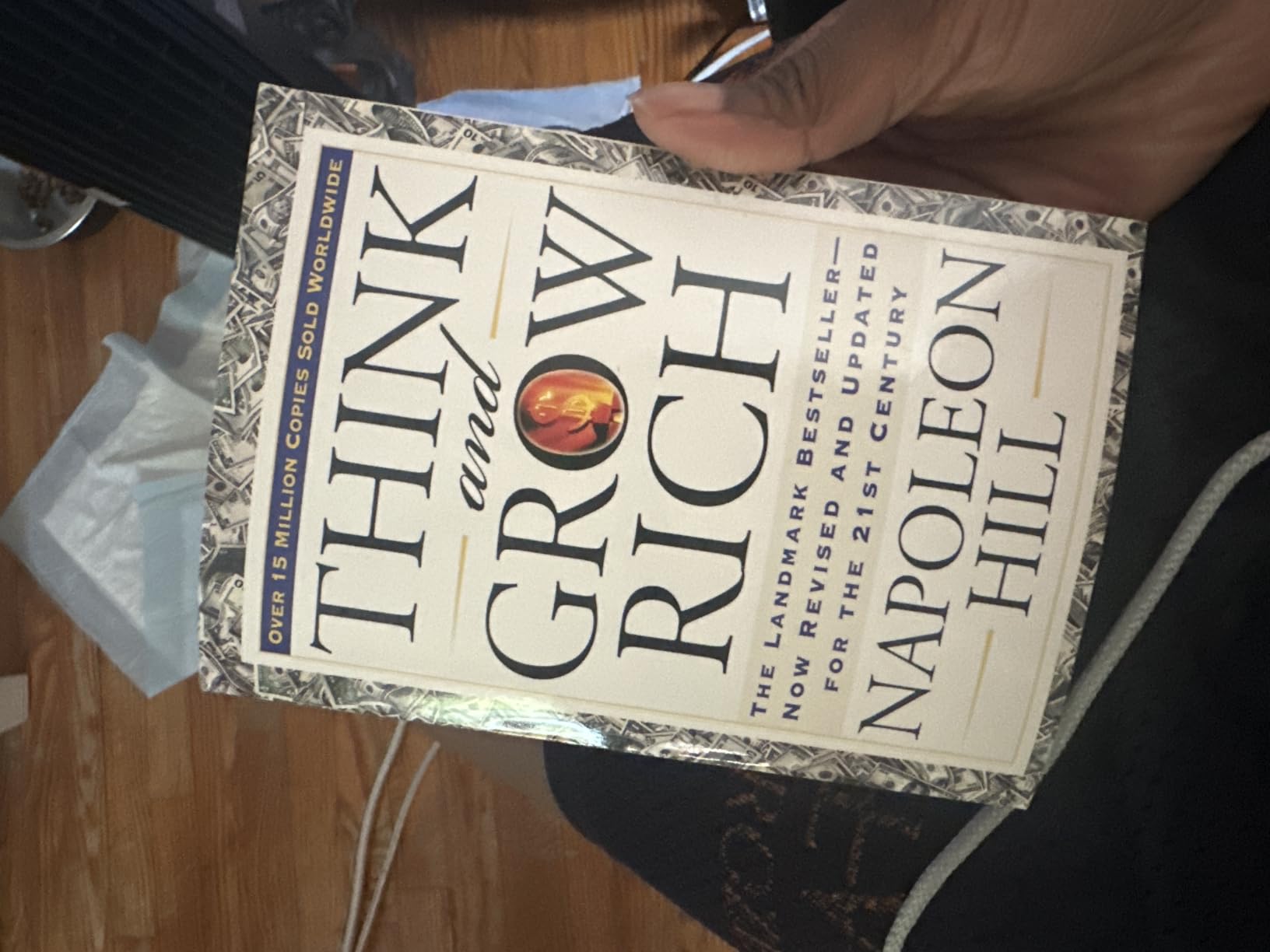 Think and Grow Rich: The Landmark Bestseller Now Revised and Updated for the 21st Century (Think and Grow Rich Series) customer photo 2