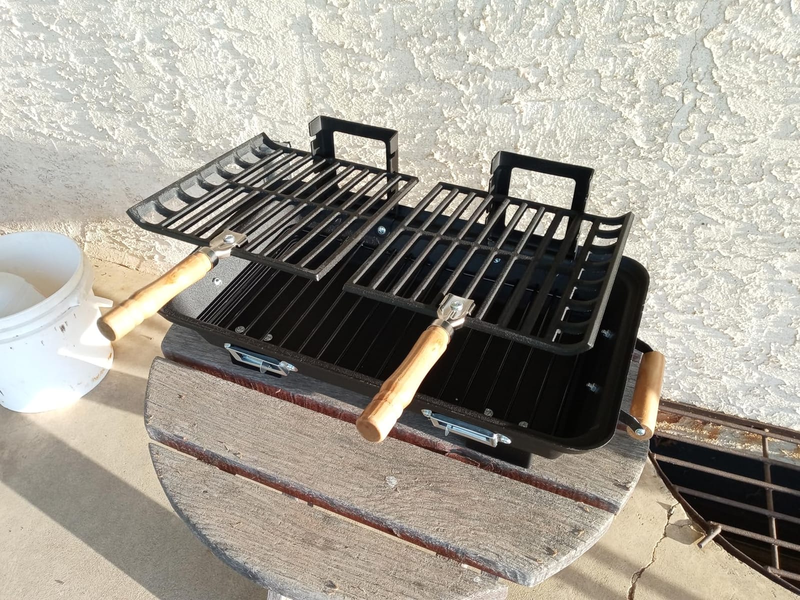 Marsh Allen 30052 Cast Iron Hibachi 10 by 18-Inch Charcoal Grill customer photo 1