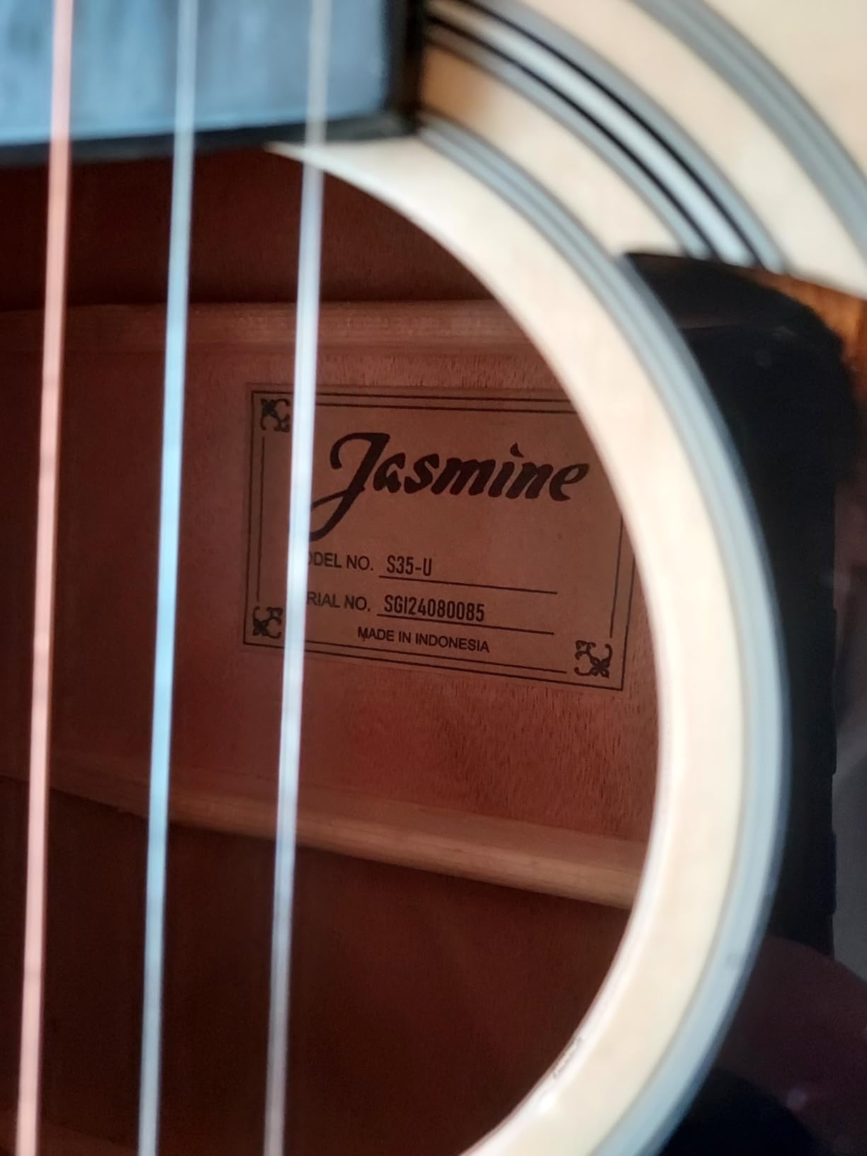 Jasmine S35 Dreadnought Acoustic Guitar, Rosewood Fingerboard, Advanced X Bracing - Full-Size Guitar for Beginners & Others, Natural Finish customer photo 1
