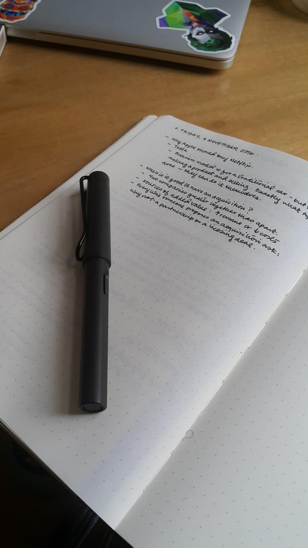 Lamy Safari Fountain Pen - Charcoal - Fine customer photo 2