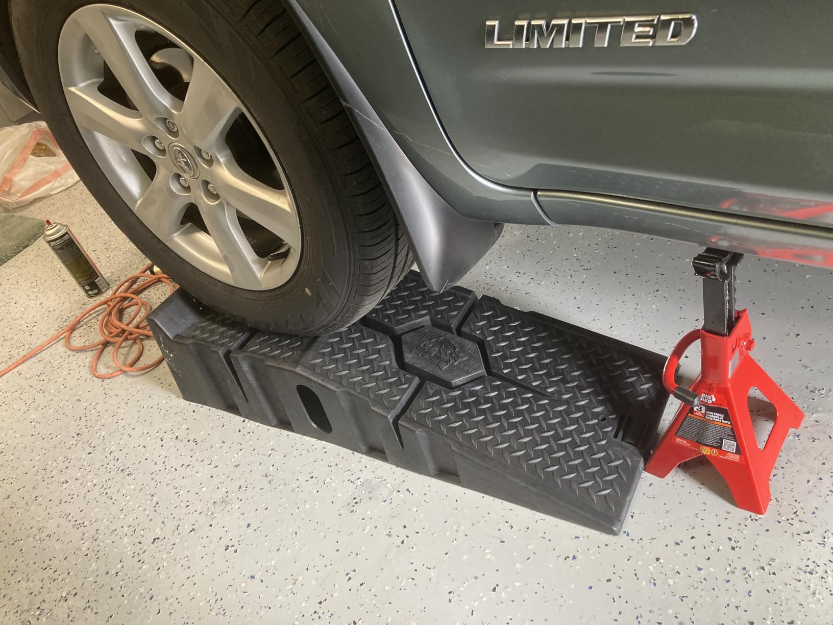 BIG RED T43202 Torin Heavy Duty Steel Jack Stands: 3 Ton (6,000 lb) Capacity Car Lifting Stand, 1 Pair (Not Suitable for SUV, Truck) customer photo 1