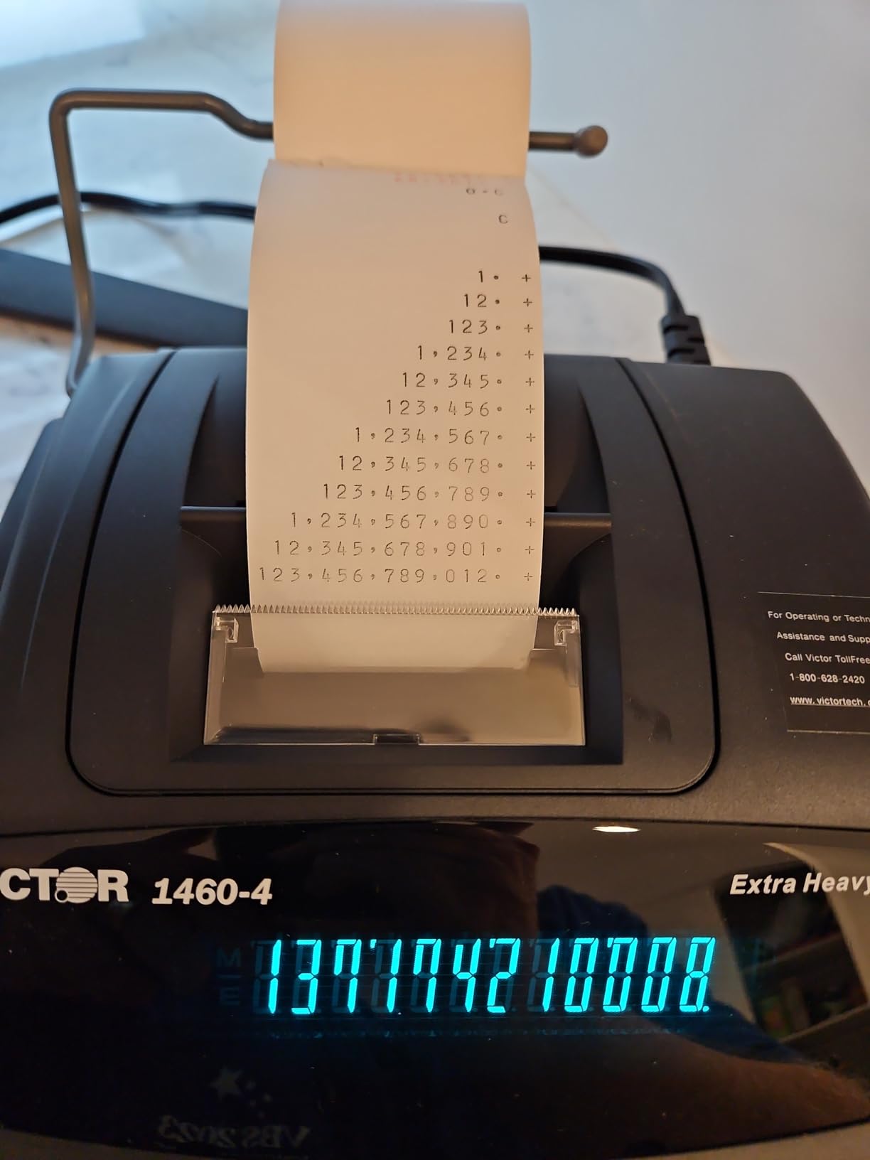 Victor 1460-4 12 Digit Extra Heavy Duty Commercial Printing Calculator customer photo 1