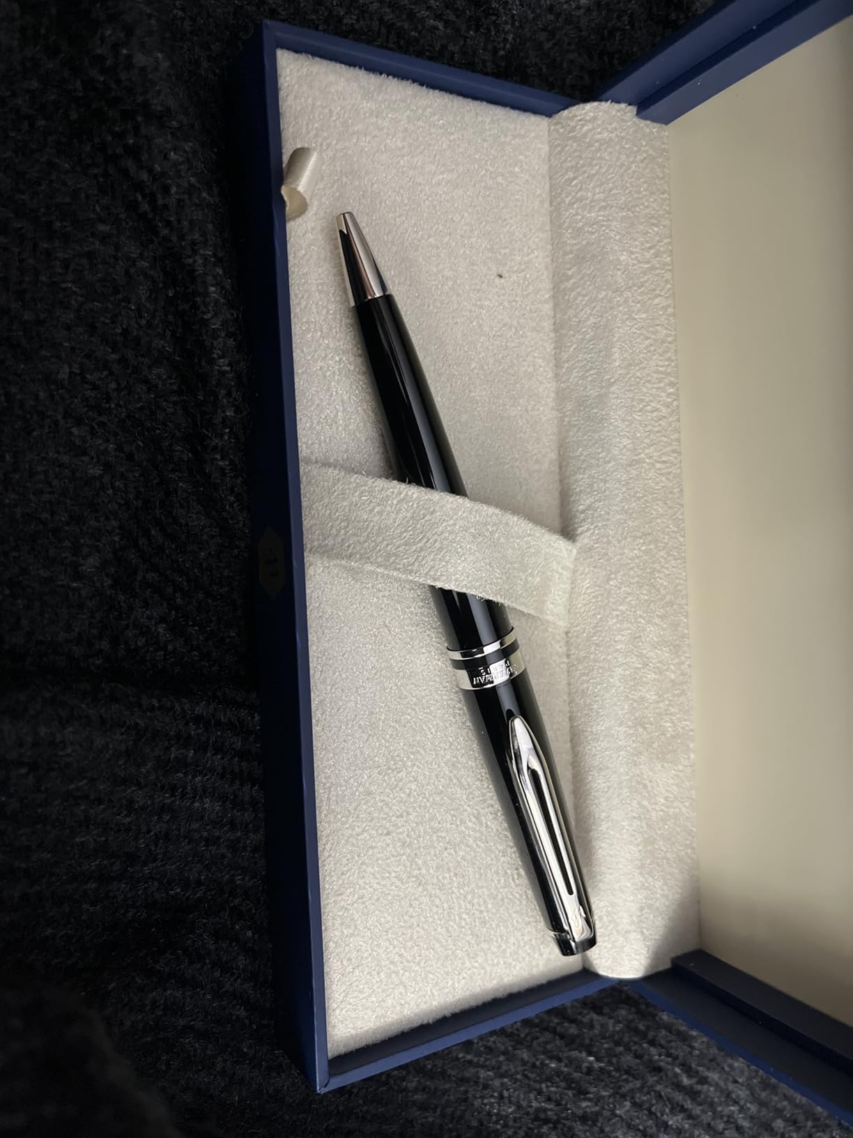 Waterman Expert Ballpoint Pen, Gloss Black with Chrome Trim, Medium Tip, Blue Ink, Luxury Pen in Gift Box customer photo 1