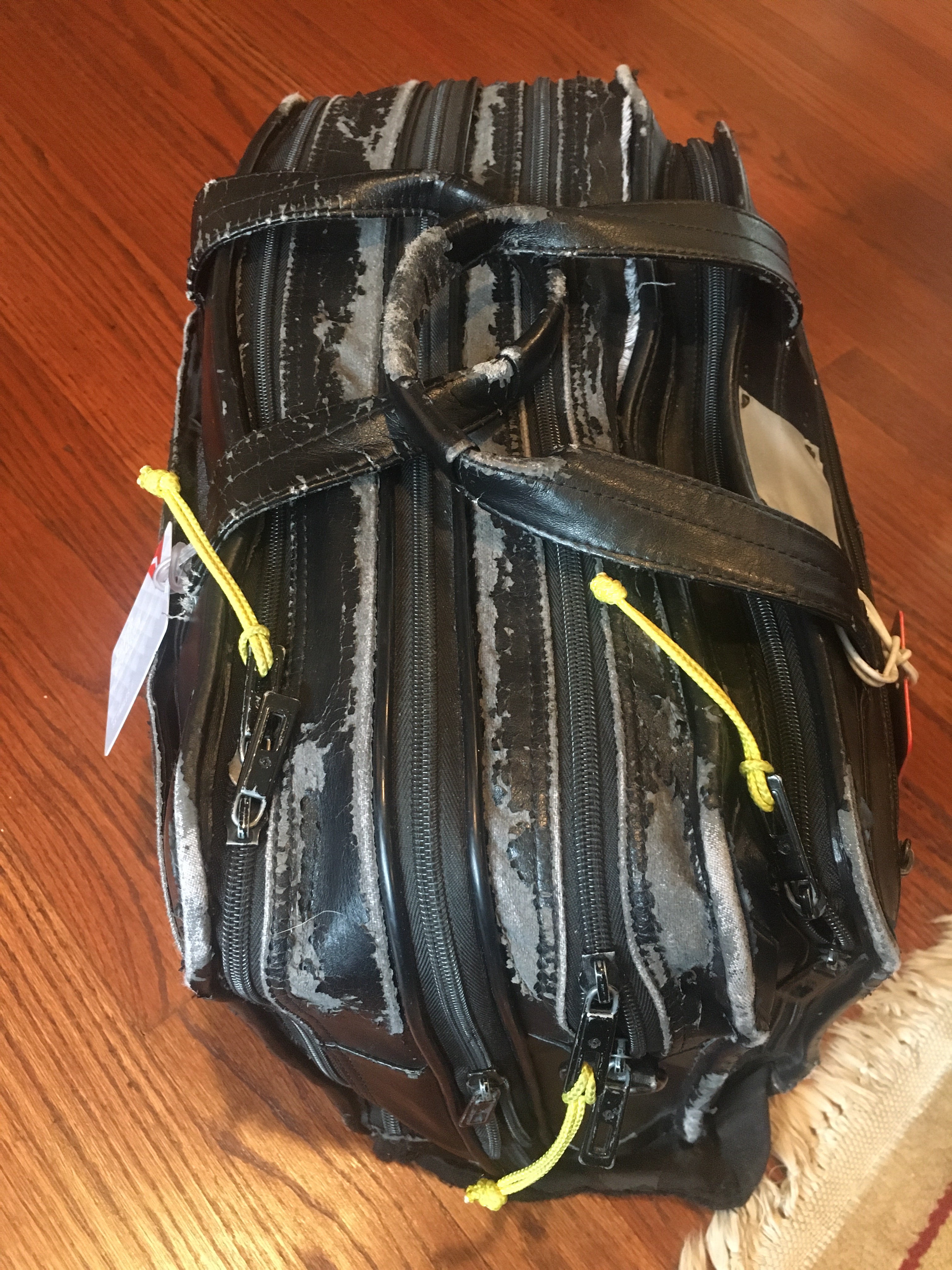 Samsonite Leather Expandable Briefcase, Black, One Size customer photo 1