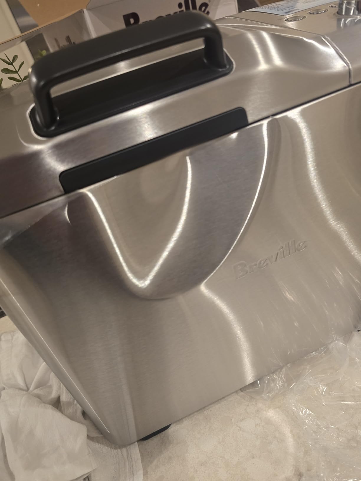 Breville BBM800XL Custom Loaf Bread Maker Machine, Brushed Stainless Steel | Control every detail | Collapsible kneading paddle prevents holes, custom crust settings, automatic fruit & nut dispenser customer photo 1