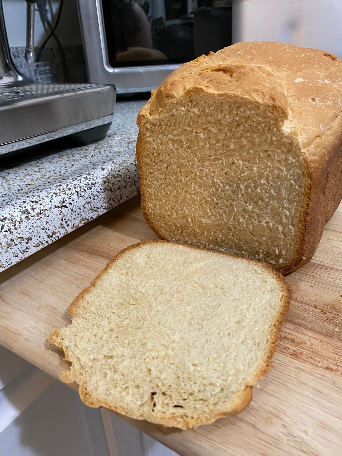 Breville BBM800XL Custom Loaf Bread Maker Machine, Brushed Stainless Steel | Control every detail | Collapsible kneading paddle prevents holes, custom crust settings, automatic fruit & nut dispenser customer photo 2