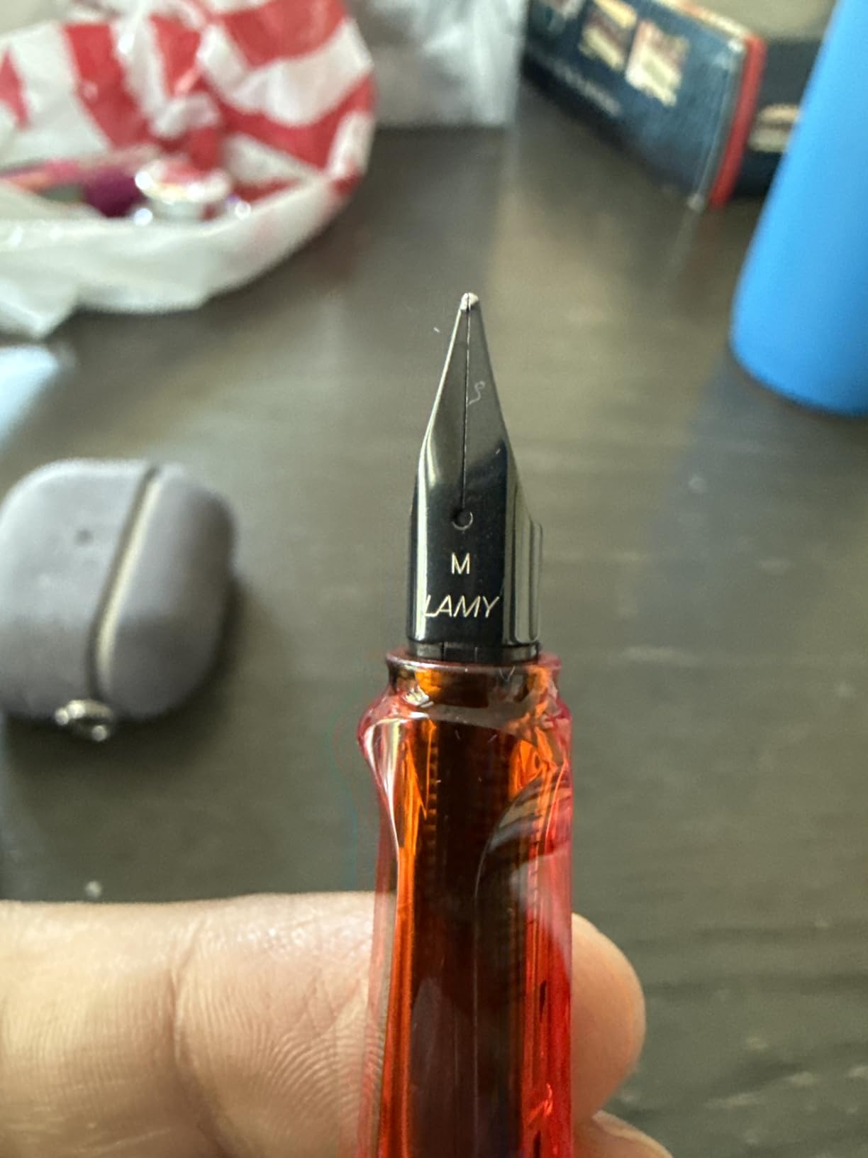 LAMY AL-star black - Fountain Pen with ergonomic grip & black steel nib in size M - lightweight aluminum body customer photo 2