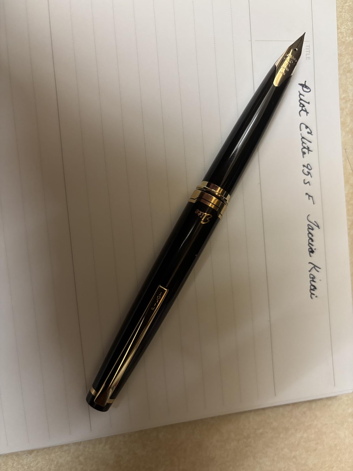 PILOT Elite 95s Fountain Pen, Black Barrel, Fine Nib, Gold Accents (18K Gold Nib) customer photo 2