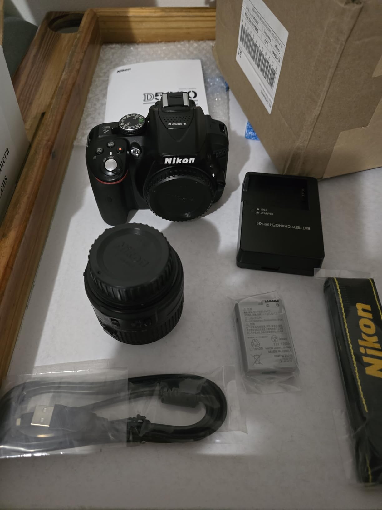 D5300 24.2 MP CMOS Digital SLR Camera with 18-55mm f/3.5-5.6G ED VR Auto Focus-S DX NIKKOR Zoom Lens (Black) customer photo 1