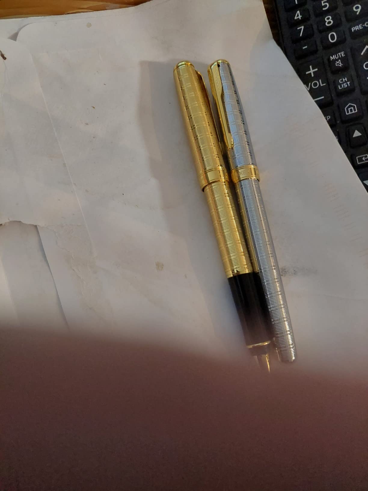 Sonnet Ballpoint Pen | Matte Black Lacquer with Gold Trim | Medium Point Black Ink | Gift Box customer photo 1