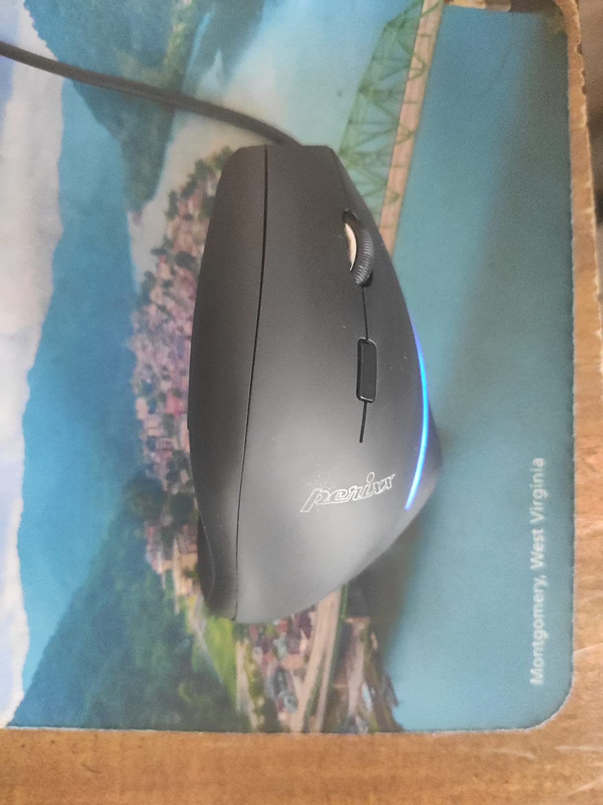 Perixx PERIMICE-508II Wired Vertical Ergonomic Mouse - 6 Buttons, Adjustable DPI 1000/1600/3200/6400, Optical Sensor, USB Plug and Play, Right-Handed, Black customer photo 2