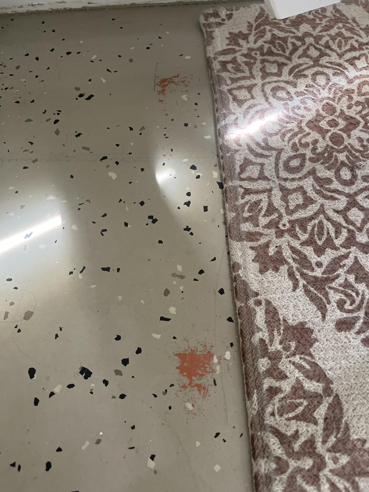 KILZ 1-Part Epoxy Concrete & Garage Floor Paint, Slate Gray, 1 Gallon customer photo 1