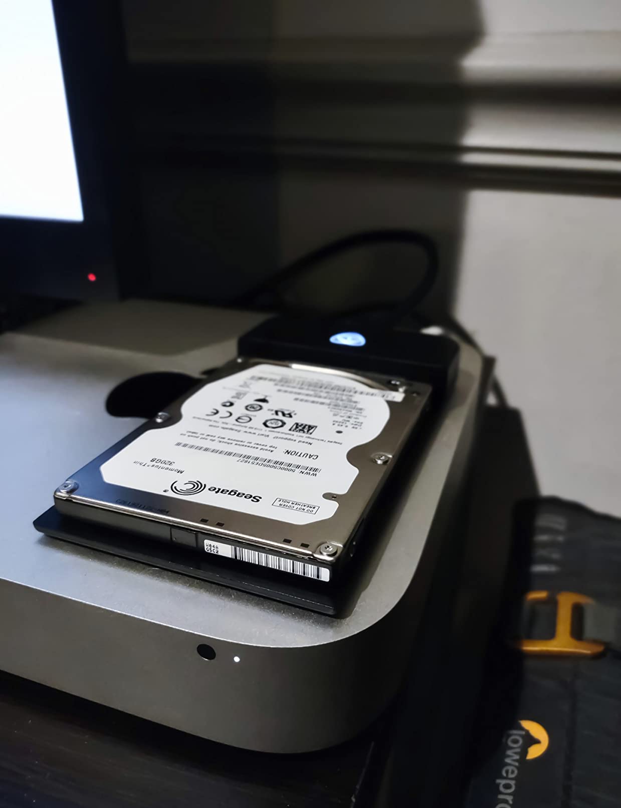APC Back-UPS Pro 1000VA/600W Battery Backup, BX1000M customer photo 2