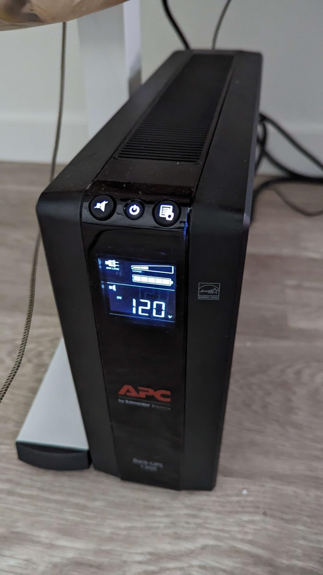 APC UPS 1350VA/810W Pro UPS Battery Backup for Office Electronics, AVR, BX1350M | Back-UPS Pro for home offices - 10 outlets, LCD, AVR, surge protection, 54-min runtime customer photo 2