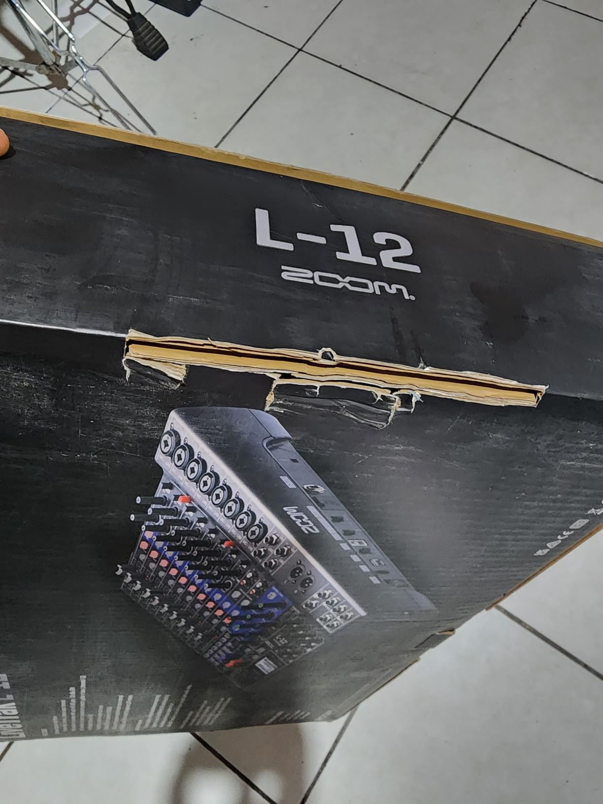 Zoom LiveTrak L-12 Mixer/Recorder for Musicians & Podcasters | 12-Input/14 Channel 5 Powered Headphone Outputs, USB Audio Interface customer photo 2