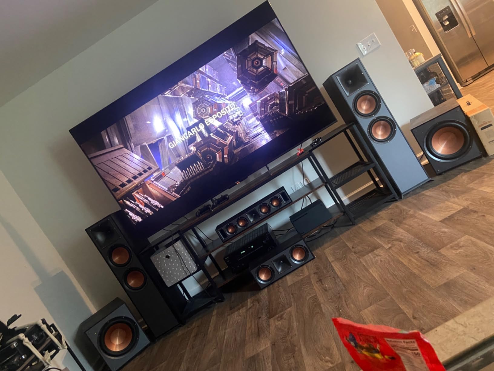 Klipsch R-120SW Subwoofer, Black customer photo 1
