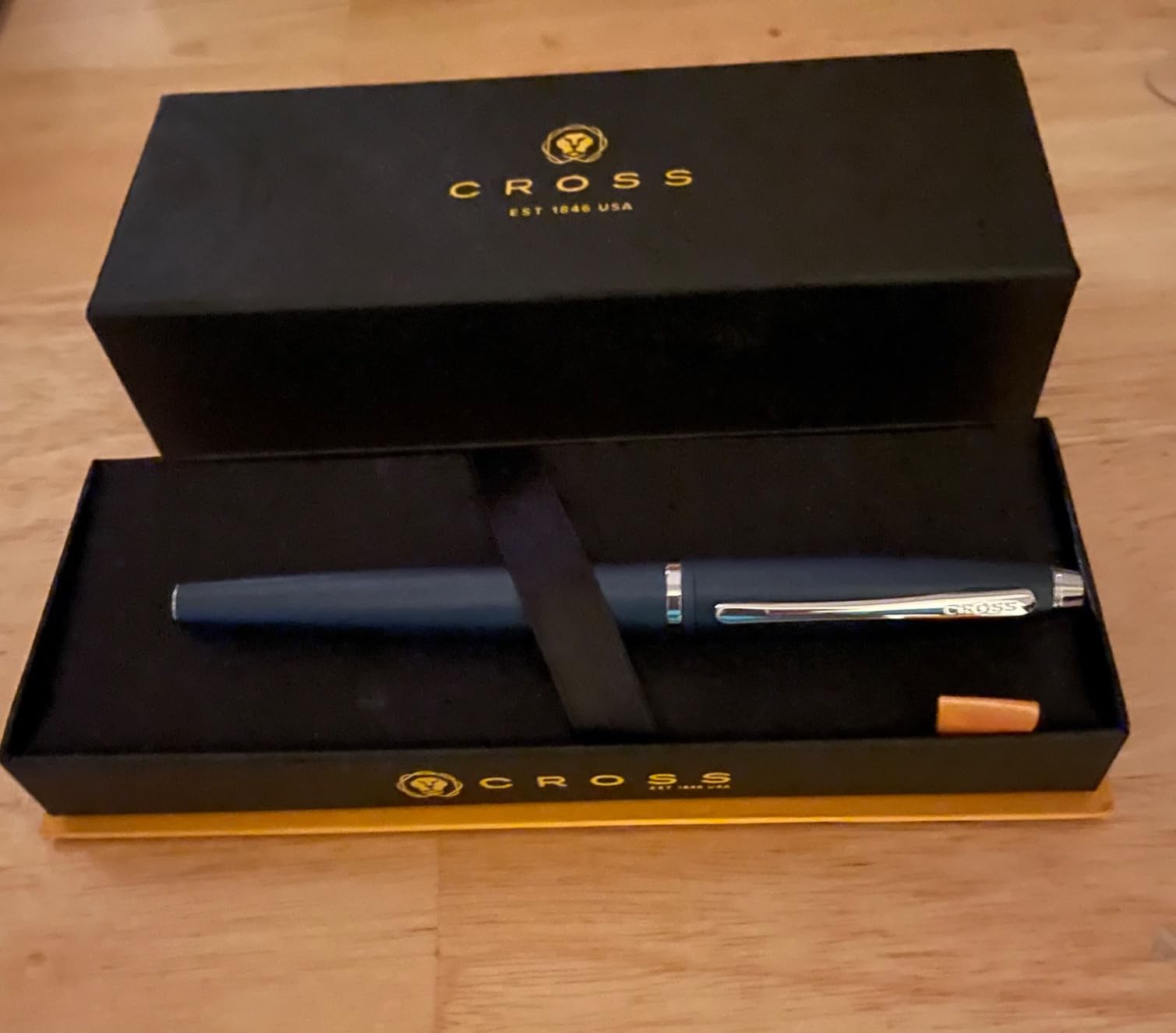 Cross Calais Rollerball Pen, Matte Metallic Midnight Blue, Black Ink, Professional Desk Essential, Luxury Gift Box customer photo 1