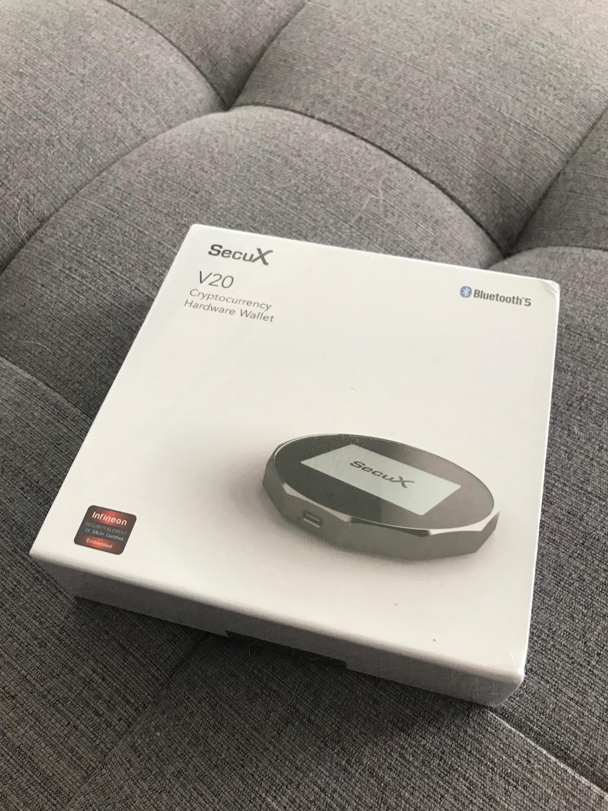 SecuX V20 Plus - Most Secure Crypto Hardware Wallet w/Bluetooth & NFT Support - Cross Platform - Easily Manage Your Bitcoin, Ethereum, BTC, ETH, SOL, LTC, Doge, BNB, XLM, ERC20, BSC and More customer photo 1