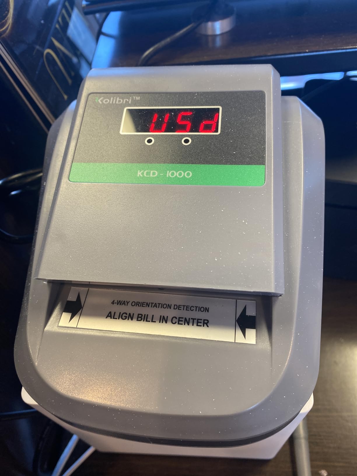 Kolibri KCD-1000 Counterfeit Bill Detector and Currency Reader with 4-Way Orientation, UV, Magnetic, Infrared Detection customer photo 1