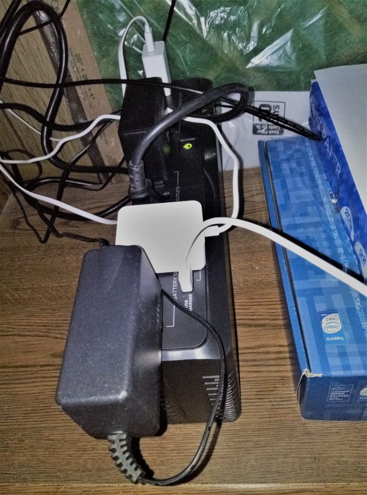 CyberPower SL700U Standby UPS Battery Backup and Surge Protector, 700VA/370W customer photo 1