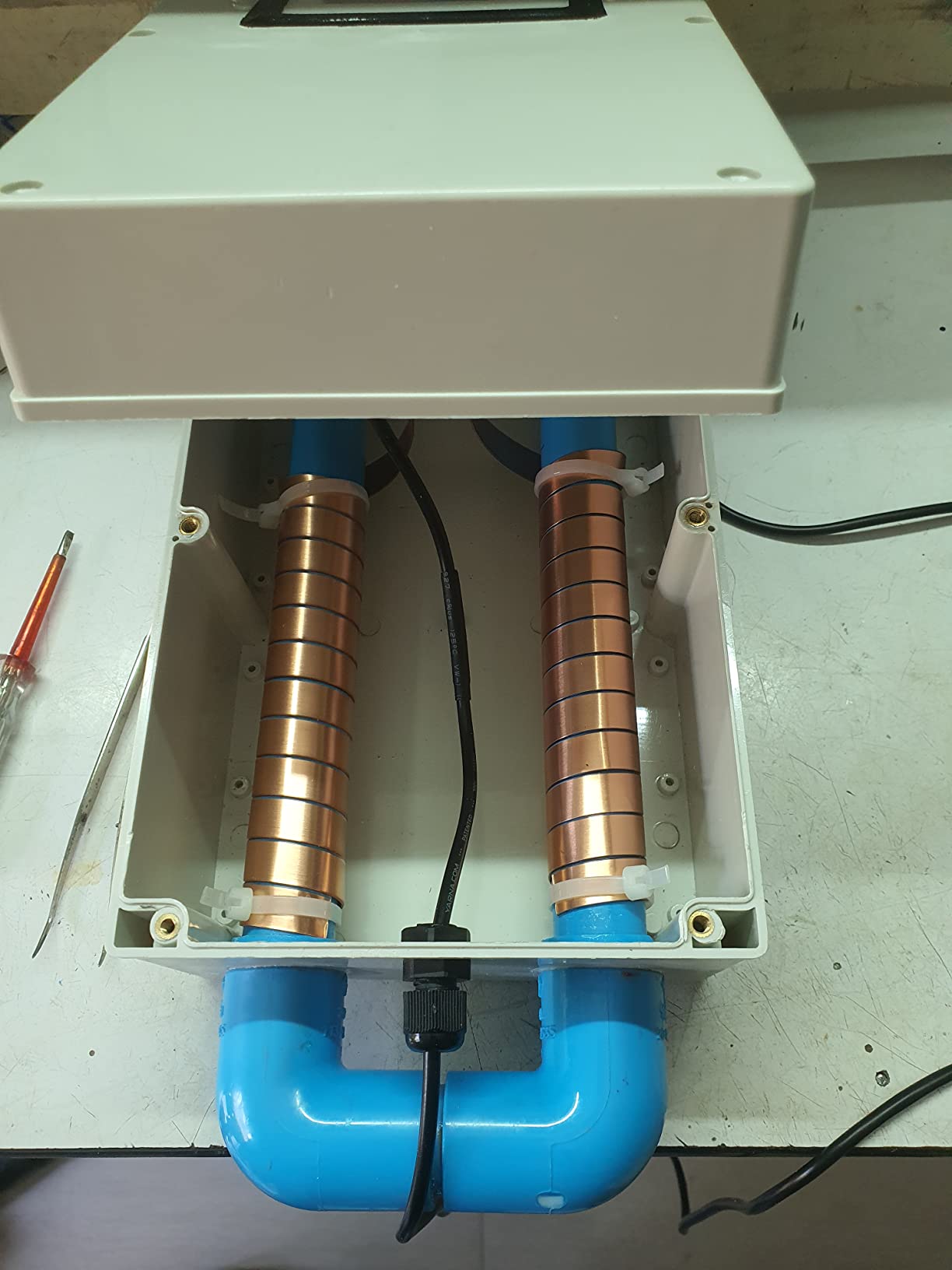 YARNA Capacitive Electronic Water Descaler Whole House Solution customer photo 1