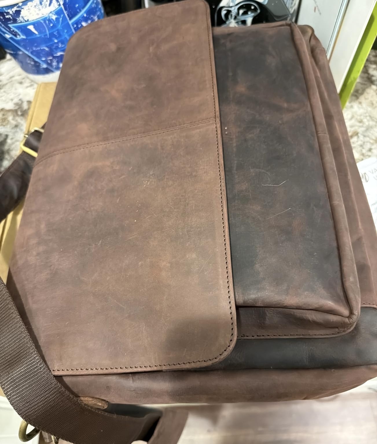 Oak Leathers Leather Messenger Bag for Men and Women - Laptop Briefcase Bag For College, Office, Adjustable Shoulder Strap customer photo 1