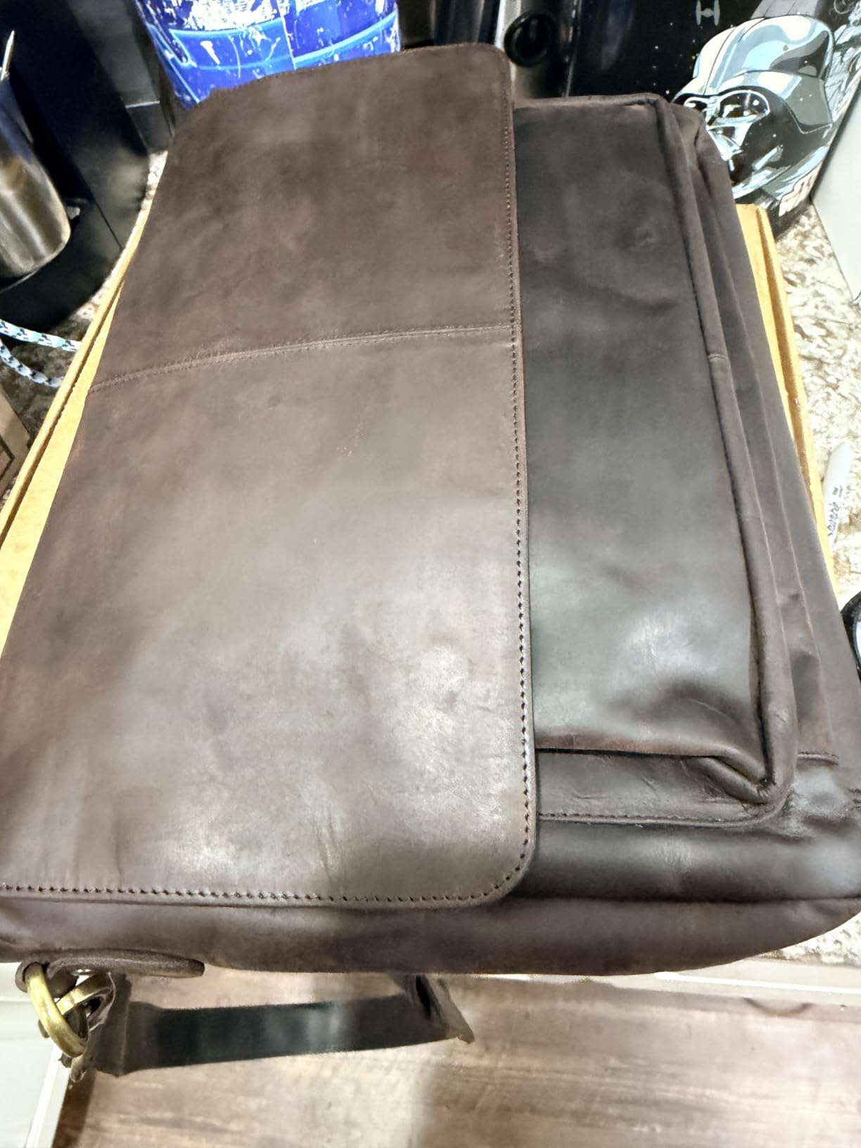 Oak Leathers Leather Messenger Bag for Men and Women - Laptop Briefcase Bag For College, Office, Adjustable Shoulder Strap customer photo 2
