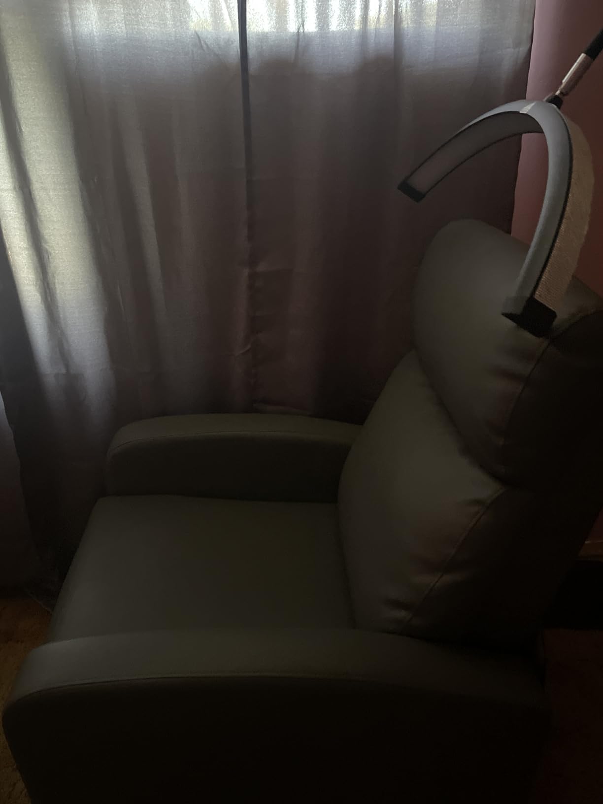 Yaheetech Recliner Chair with 3 Adjustable Angles, Compact Faux Leather Reclining Sofa Chair with Lumbar Support customer photo 1