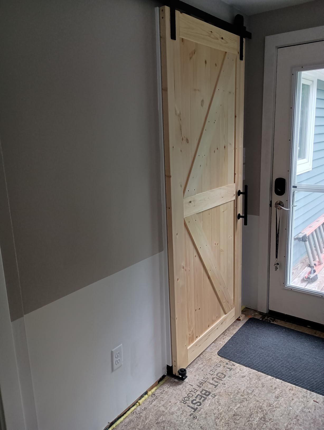 S&Z TOPHAND 36in x 84in Unfinished British Brace Knotty Barn Door with Sliding Hardware Kit | Solid Wood | Sliding Door | Double Surfaces customer photo 2