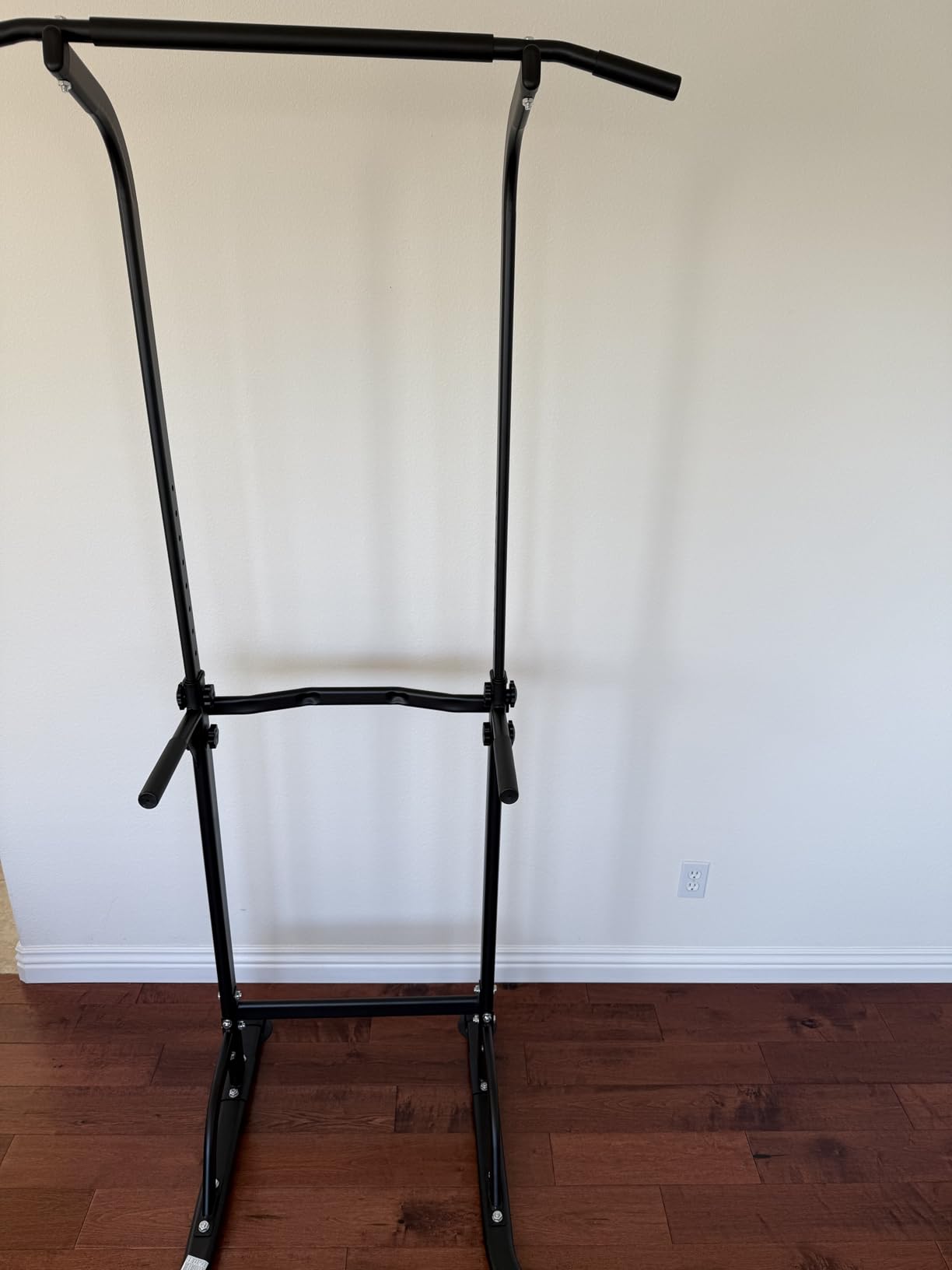 SogesPower Power Tower Dip Station Pull Up Bar Station for Home Gym customer photo 1