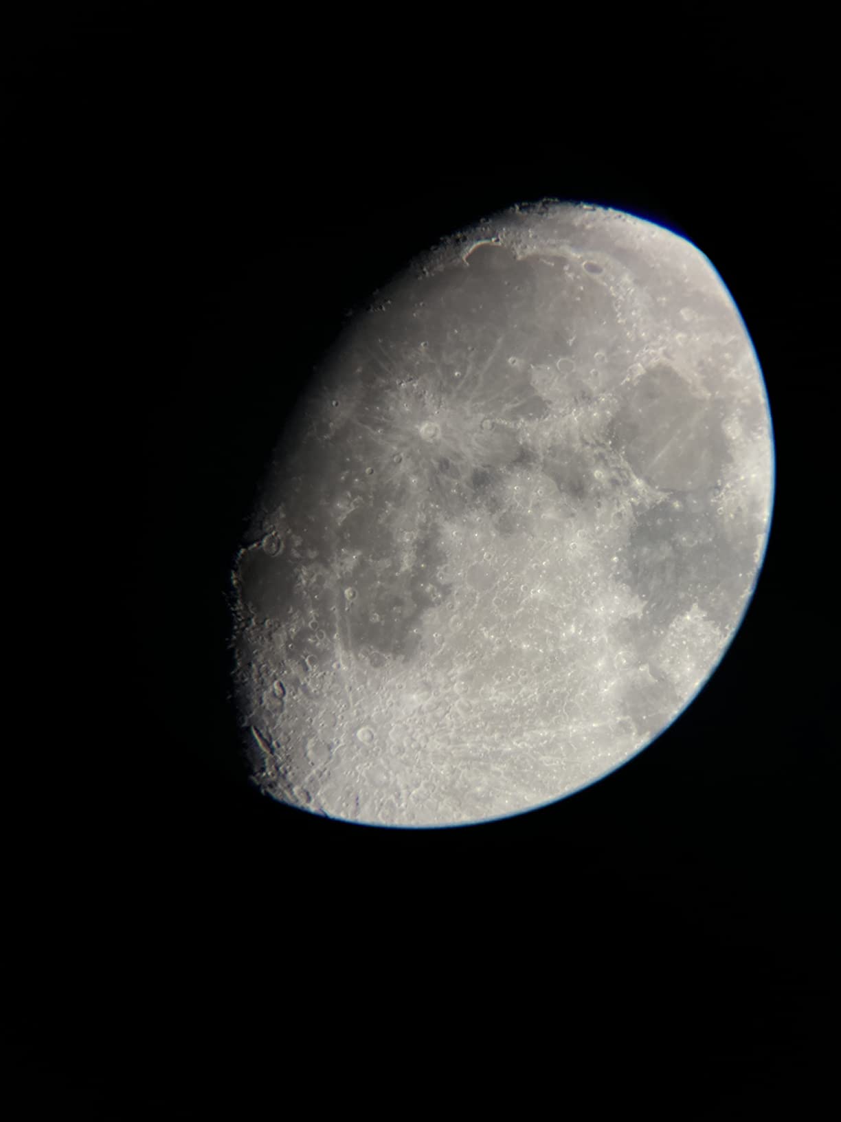 Celestron StarSense Explorer LT 80AZ Smartphone Guided Refractor Telescope | Smartphone App Sky Navigation, Lightweight Manual Refractor Telescope, Perfect First Telescope, Great for Kids & Families customer photo 1