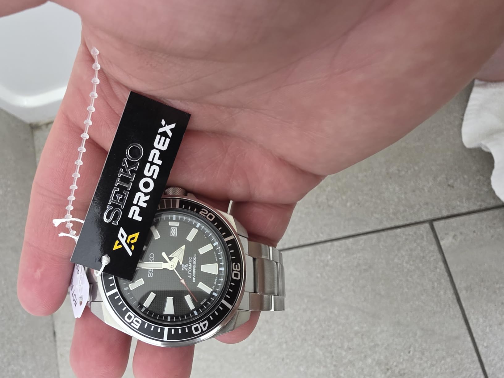 Seiko SRPF03 Automatic Dive Watch for Men - Prospex Special Edition - LumiBrite Hands, Hardlex Crystal - 200M Water Resistant customer photo 2