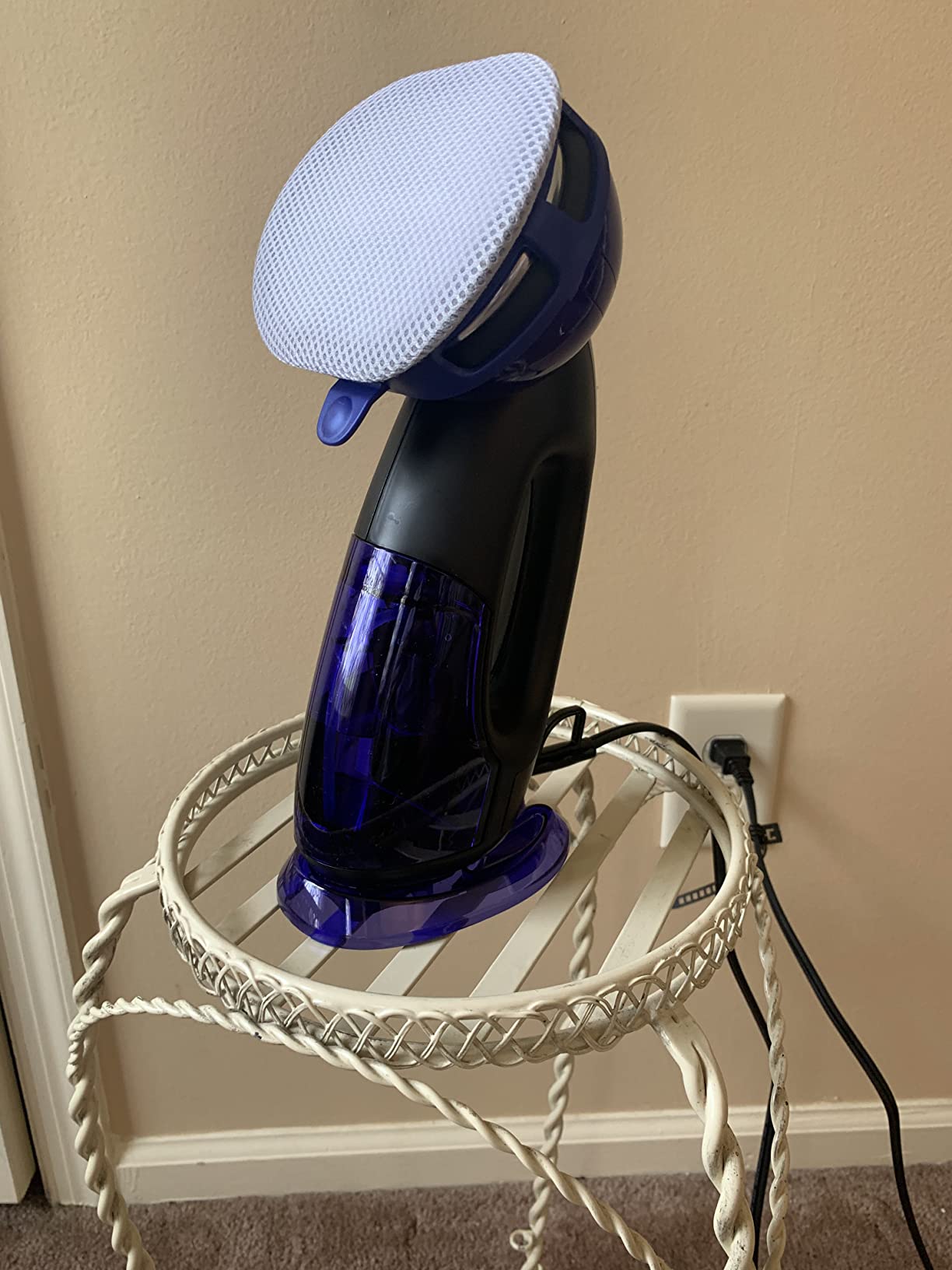 Conair 2-in-1 Handheld Steamer and Iron for Clothes, Turbo ExtremeSteam 1875W Garment Steamer and Clothing Iron,Black / Blue customer photo 2