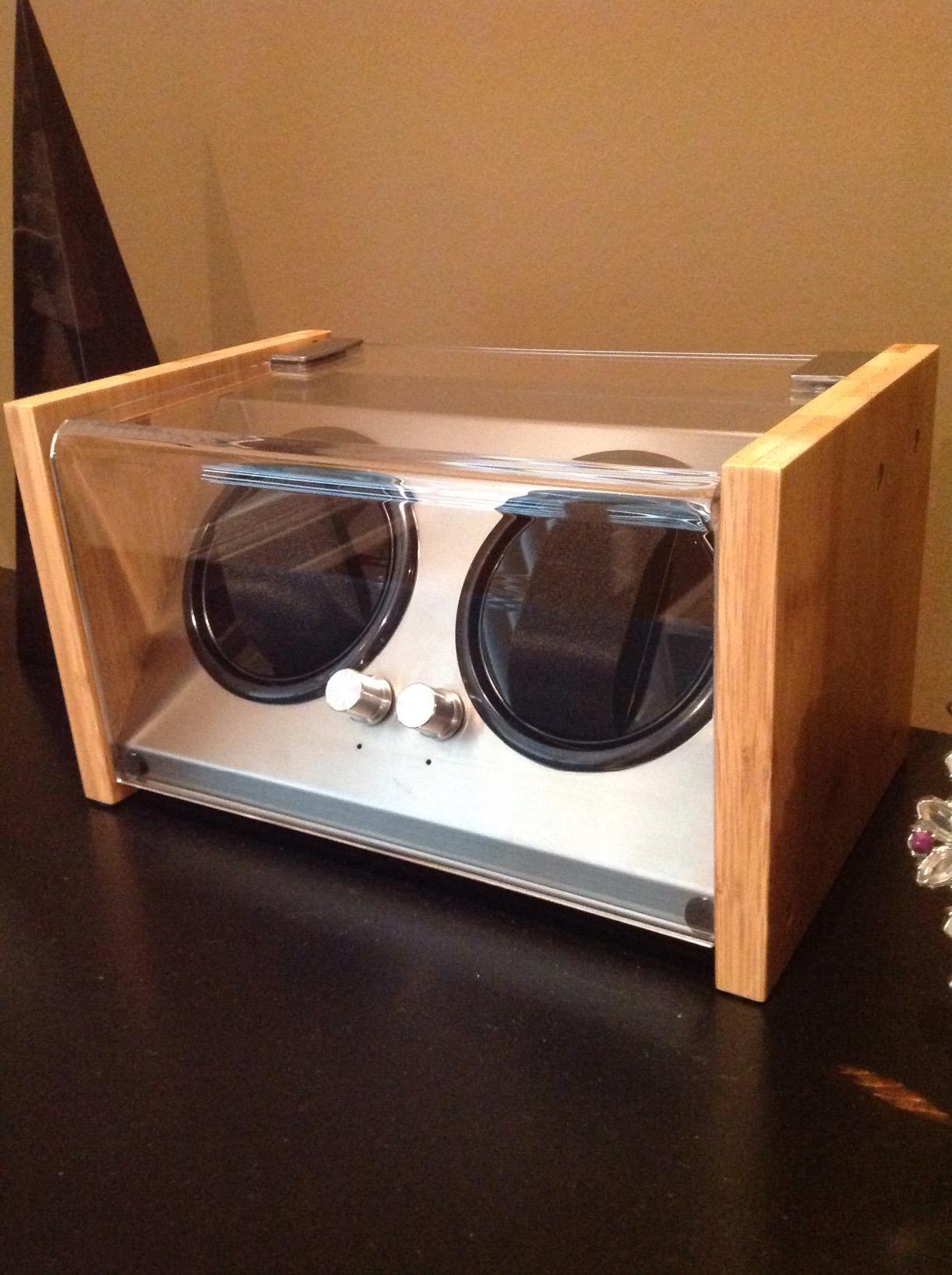 Bamboo Single/Dual Watch Winder for Automatic Watches | Bamboo Craft / 12-O'Clock Alignment / Fits 26-56mm / 4 TPD Modes / Quiet Japanese Motor / Anti-Magnetic / 3 Cushions Included customer photo 2