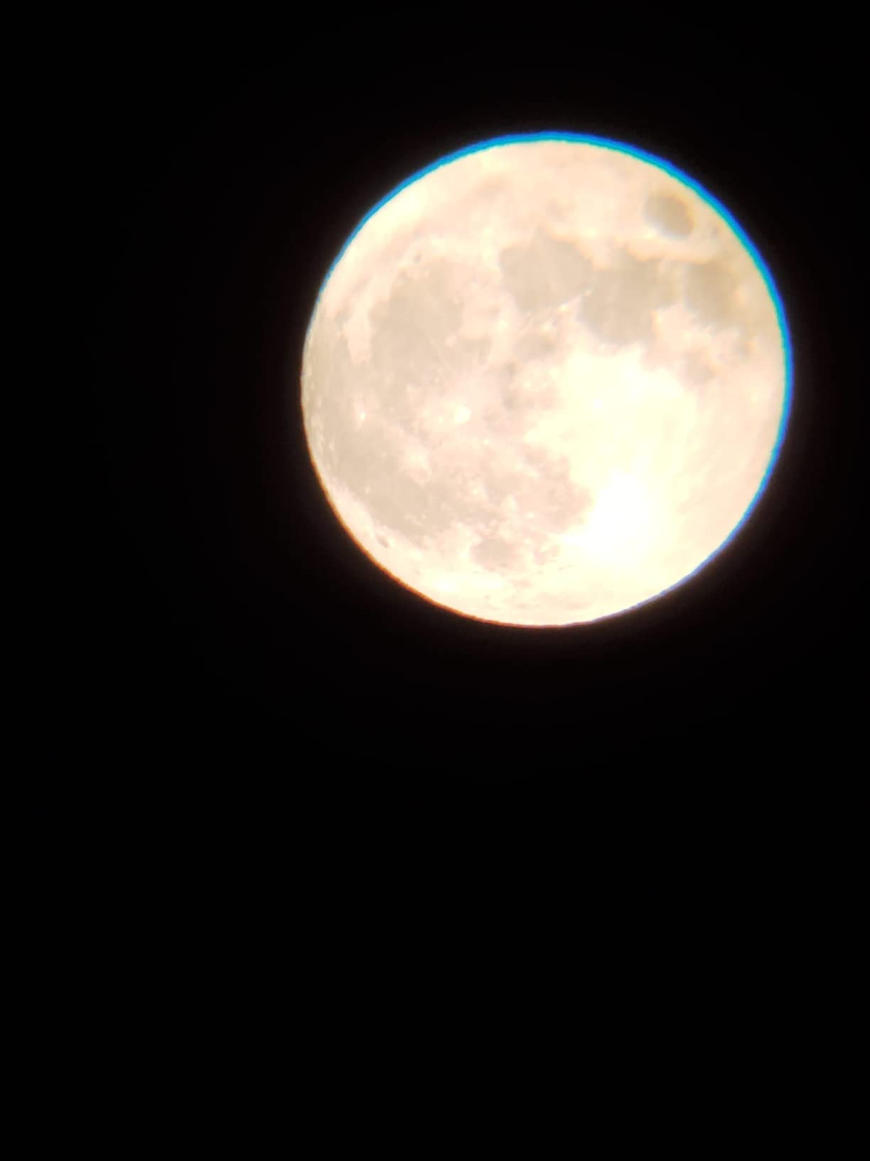 Koolpte Telescope for Kids, 70mm/500mm AZ Refractor for Beginners, White | Portable telescope for kids and beginners to view the Moon and landscapes, with AZ mount, phone adapter, remote and case. customer photo 1
