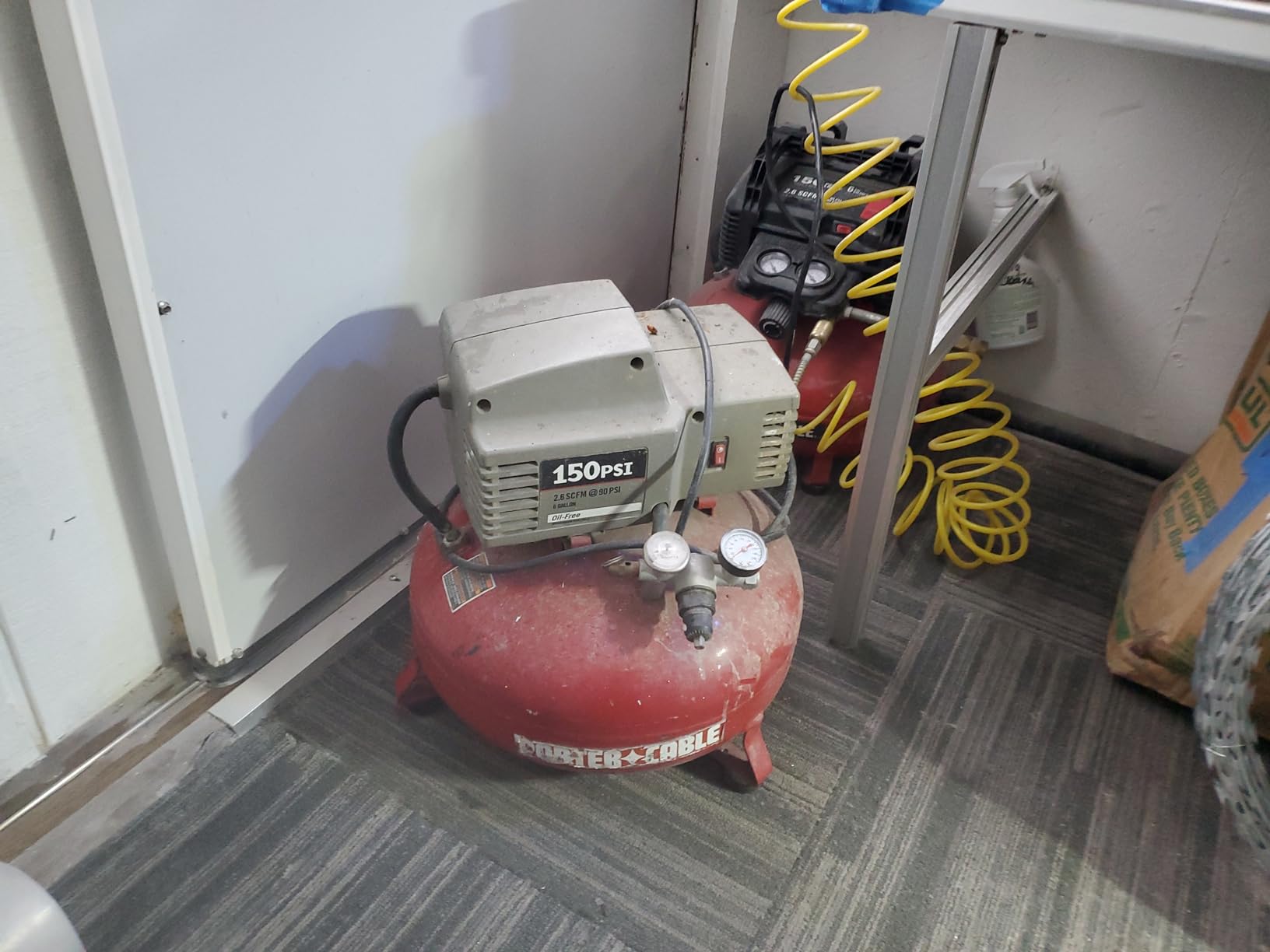 PORTER-CABLE Portable Pancake Air Compressor PXCM2002.COM | 6 Gallon, 150 Max PSI customer photo 2