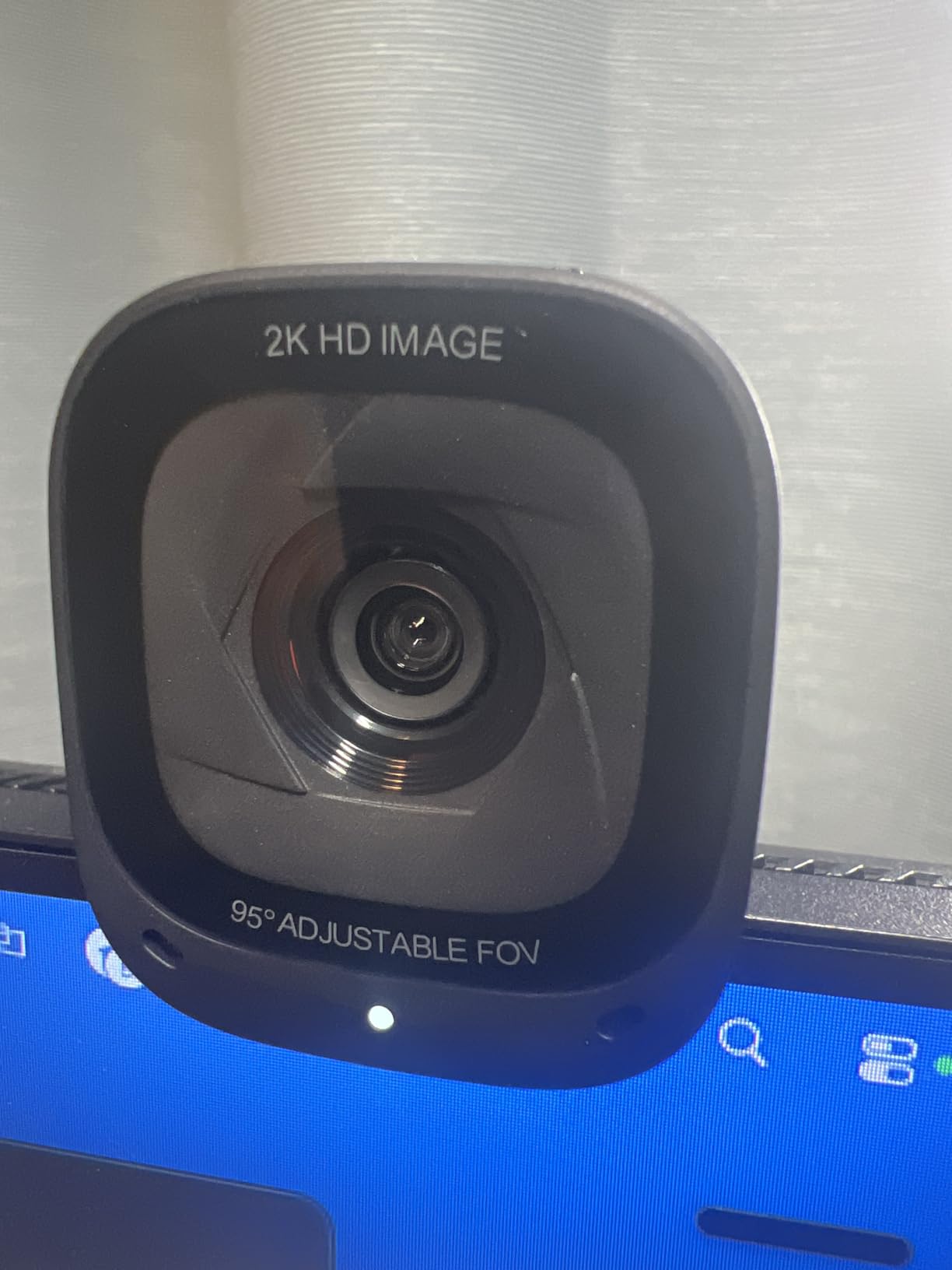 Anker PowerConf C200 2K Webcam, Computer Camera, Low-Light Correction | AI-Noise Canceling Mics, Adjustable Field of View, Built-in Privacy Cover, Stereo Mics, Works with PC/Laptop/Mac for Meeting customer photo 2