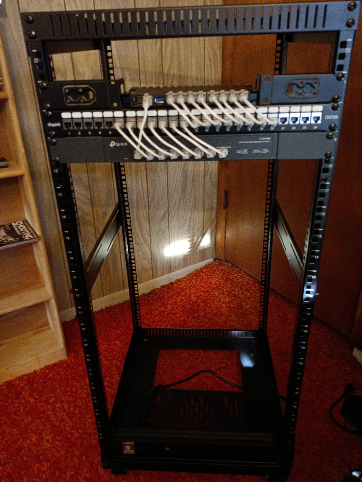 RIVECO 22U Open Frame Server Rack with Brake Casters +19