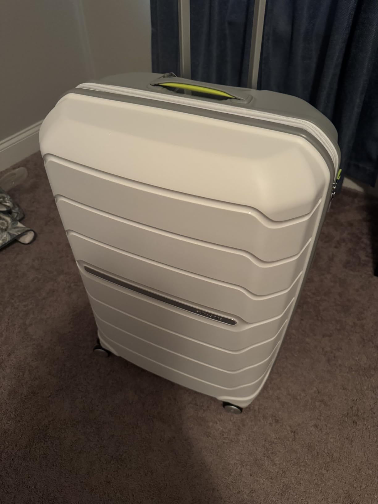 Samsonite Freeform Hardside Carry-On Luggage with Spinner Wheels - Hardshell Suitcase - TSA, Airline-Approved - Expandable Hard Shell, Smooth Rolling Wheels for Lightweight Travel - White/Grey customer photo 1