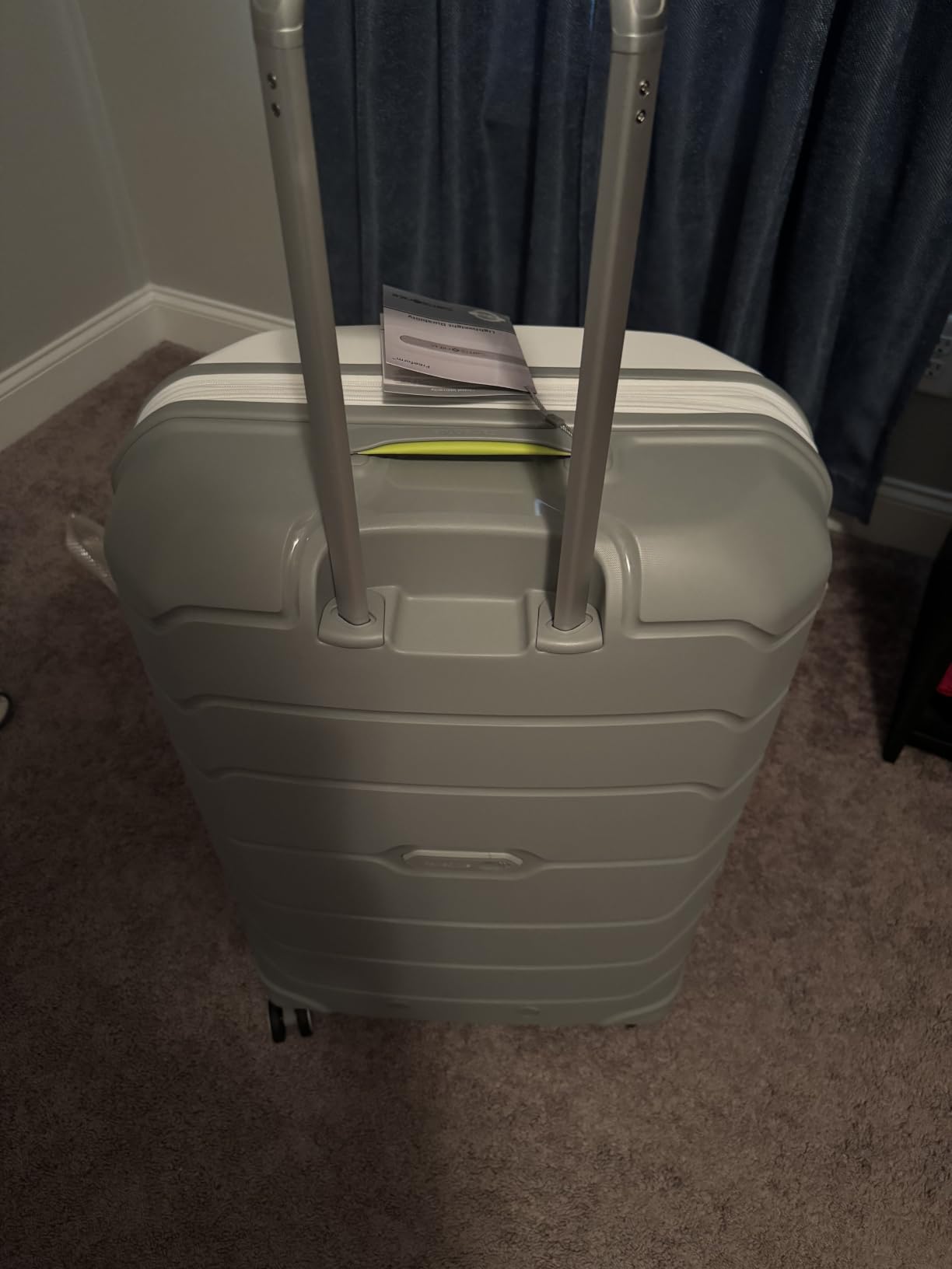 Samsonite Freeform Hardside Carry-On Luggage with Spinner Wheels - Hardshell Suitcase - TSA, Airline-Approved - Expandable Hard Shell, Smooth Rolling Wheels for Lightweight Travel - White/Grey customer photo 2