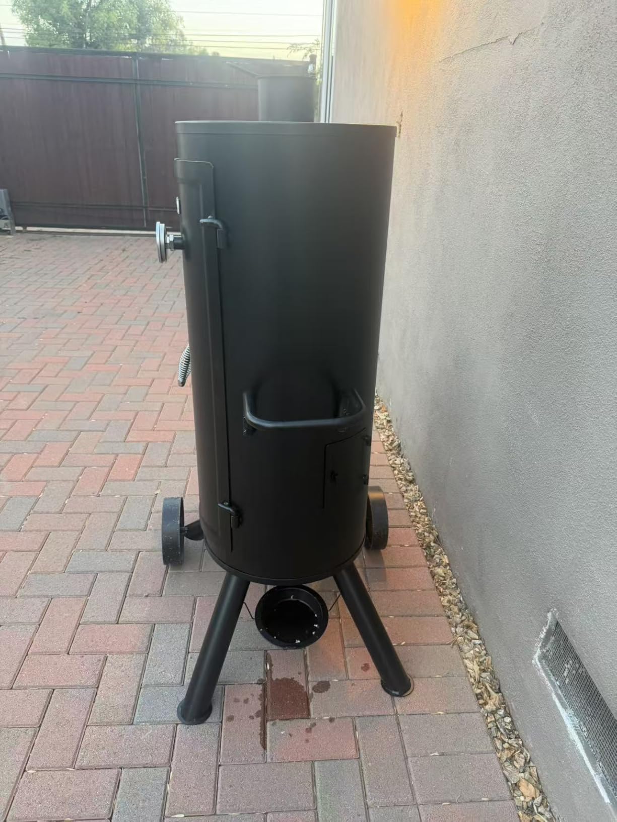 Captiva Designs Smoker Grill Extra Large Outdoor Charcoal Barbecue Grill | Cooking Area (941 sq.in. in Total) Offset Smoker, Heavy Duty Smoker and Grill Combo for Backyard Garden Patio BBQ customer photo 2