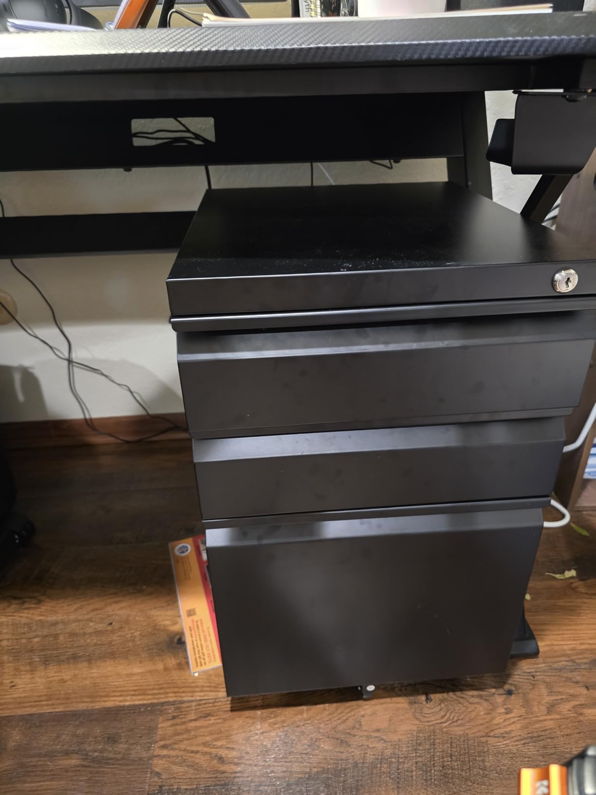 DEVAISE 3 Drawer Mobile File Cabinet with Lock, Metal Filing Cabinet Under Desk for Home Office, Fully Assembled Except Casters, Fits Letter/Legal/A4 Size, Black customer photo 2