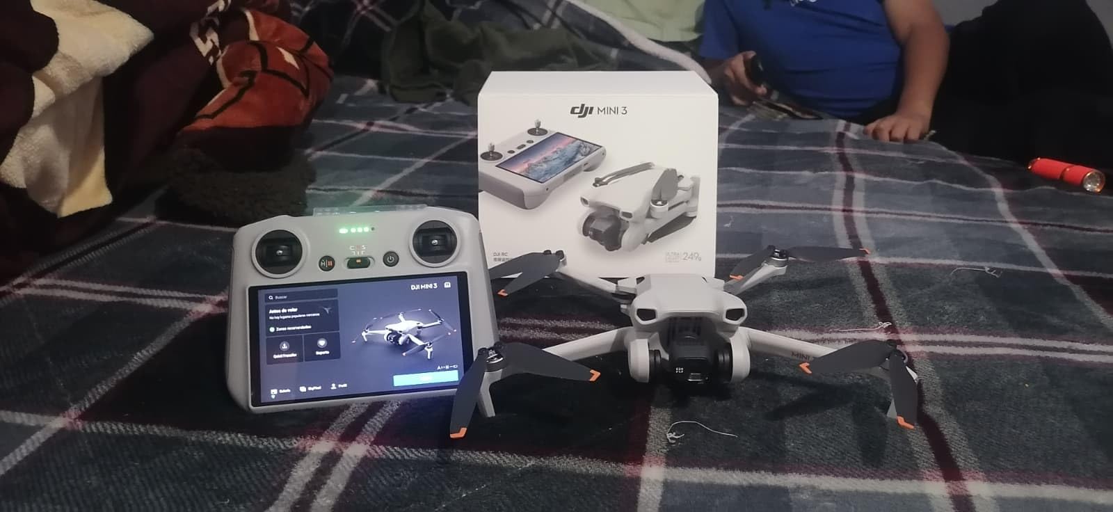 DJI Mini 3 With DJI RC, 3-Axis Mechanical Gimbal Mini Camera Drone, 4K HDR Video, 38-Min Flight Time, up to 32800ft (10km) Video Transmission, Vertical Shooting, GPS Auto Return customer photo 2