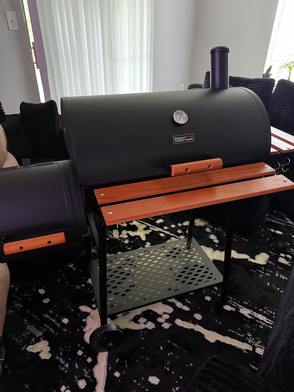 Royal Gourmet CC1830W 30-Inch Charcoal Grill with Offset Smoker and Wood-Painted Side Table, Outdoor Smoker Grill with 811 Sq. In. Cooking Area for Outdoor Barbecue Event, Black customer photo 1