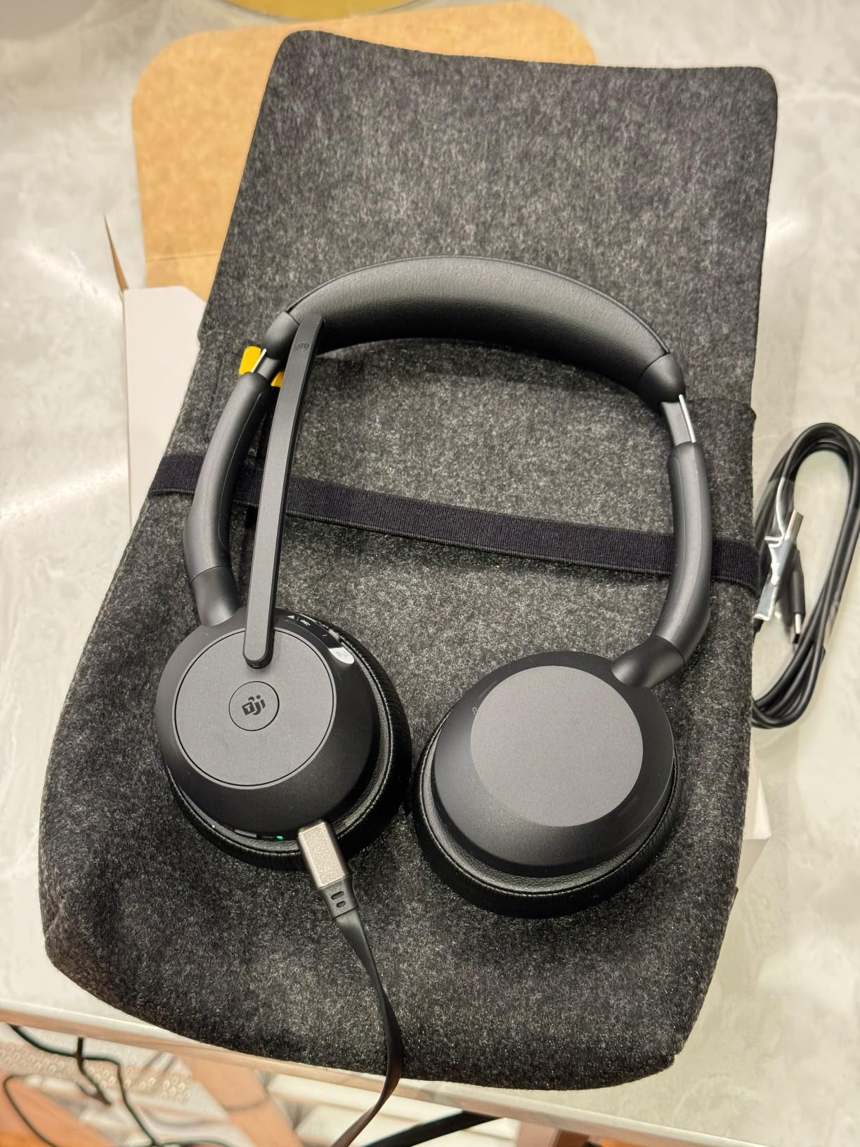 Jabra Evolve2 55 Stereo Wireless Headset - AirComfort, ANC, Noise-Cancelling Mics, MS Teams Certified customer photo 2