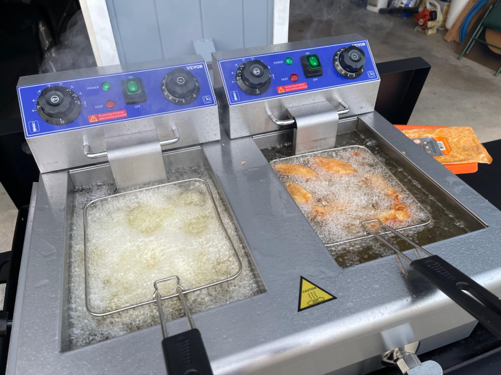 VEVOR Commercial Deep Fryer, Dual Tank 3000W Electric Countertop Fryer with Basket, 2 x 11.6Qt/11L Double Stainless Steel Oil Fryer with Drain, Time & Temp Control customer photo 1