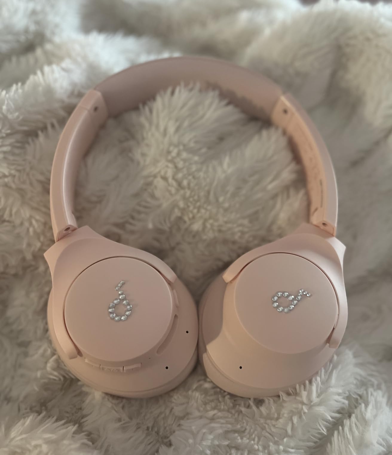 Soundcore by Anker Q20i Hybrid Active Noise Cancelling Headphones customer photo 1