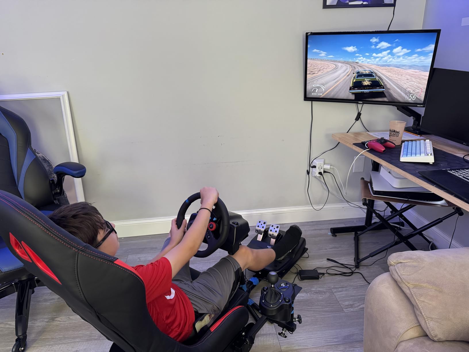 DIWANGUS Racing Simulator Cockpit, Foldable Steel Sim Rig with Seat | Adjustable Wheel Deck Height & Angle, Pedal Angle & Position, Foldable Frame, Fits Logitech, MOZA, Thrustmaster customer photo 2
